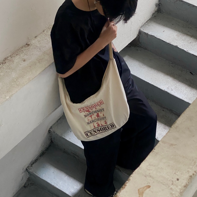 Túi đeo chéo vải canvas form to unisex custome 8 “NARCISSIST CENSORED“