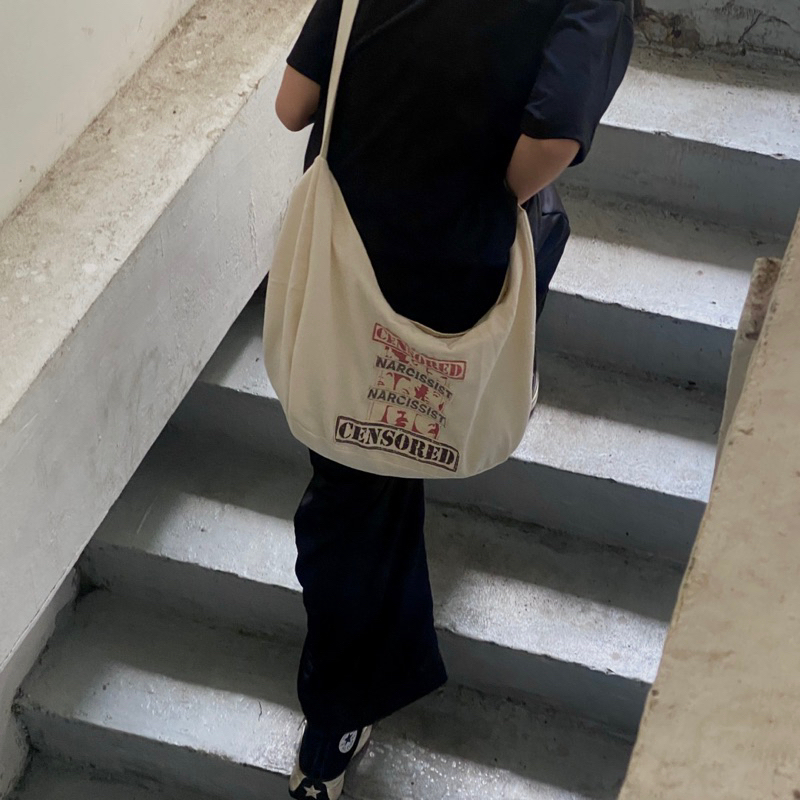 Túi đeo chéo vải canvas form to unisex custome 8 “NARCISSIST CENSORED“
