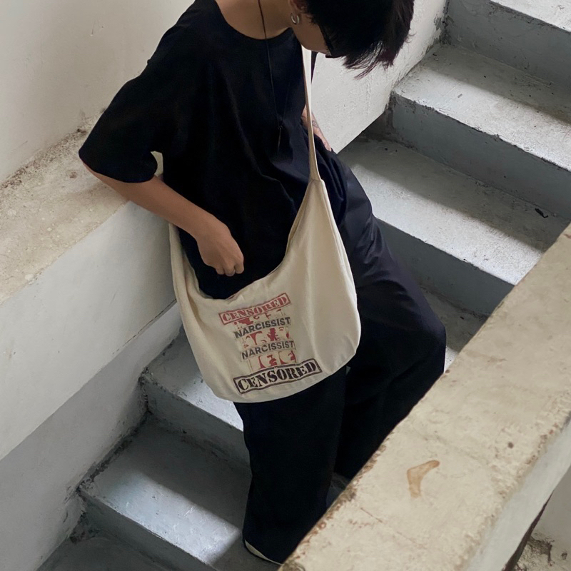 Túi đeo chéo vải canvas form to unisex custome 8 “NARCISSIST CENSORED“