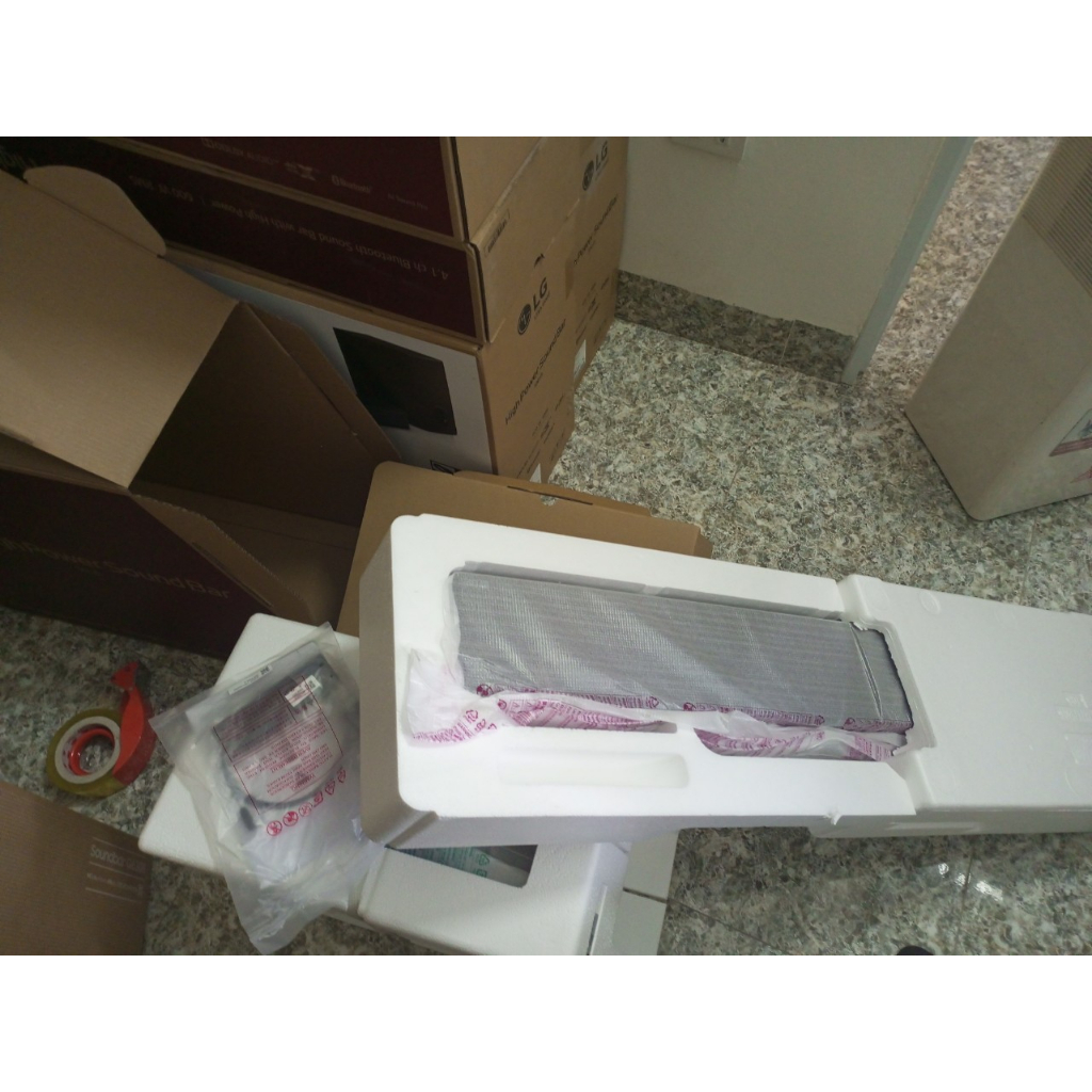 Bộ loa thanh LG SNH5 600W