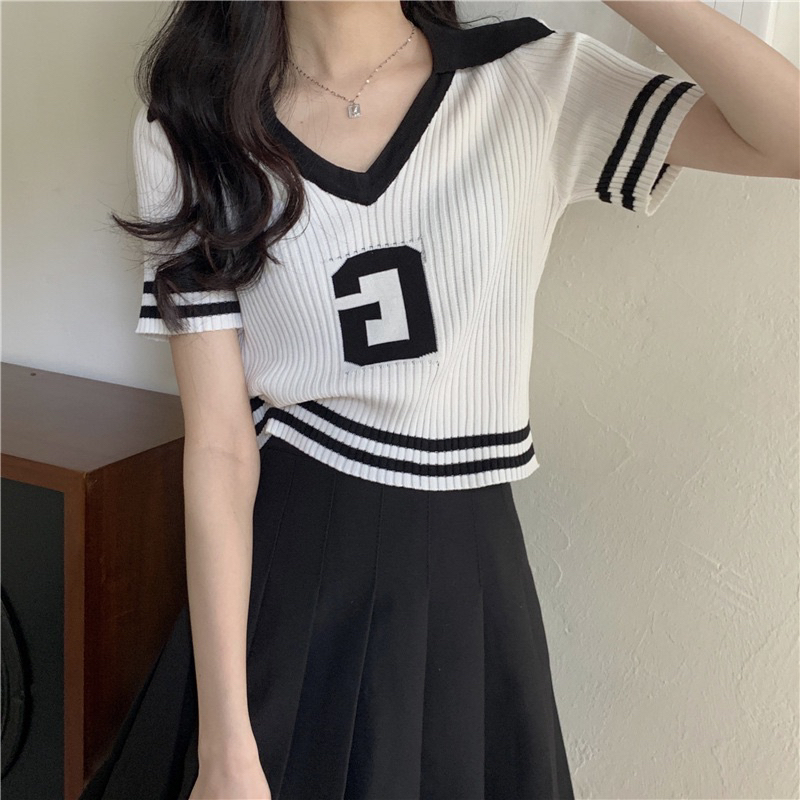 Áo kiểu croptop tay ngắn dáng ôm cổ polo chất len mỏng phong cách Hàn Quốc thời trang nữ | BigBuy360 - bigbuy360.vn