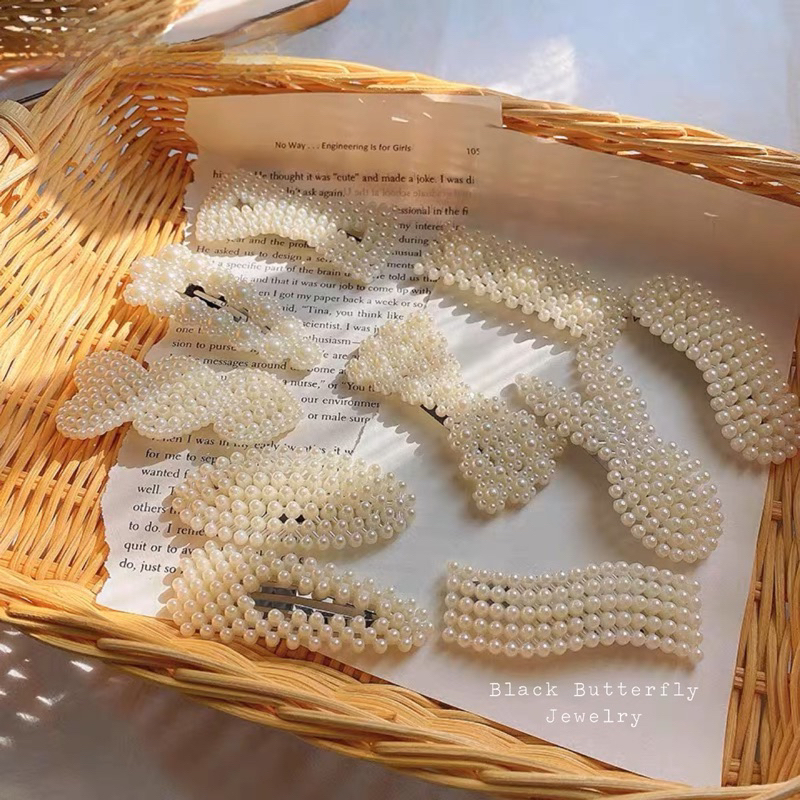 Kẹp Tóc Nhựa Dính Hạt Butterfly