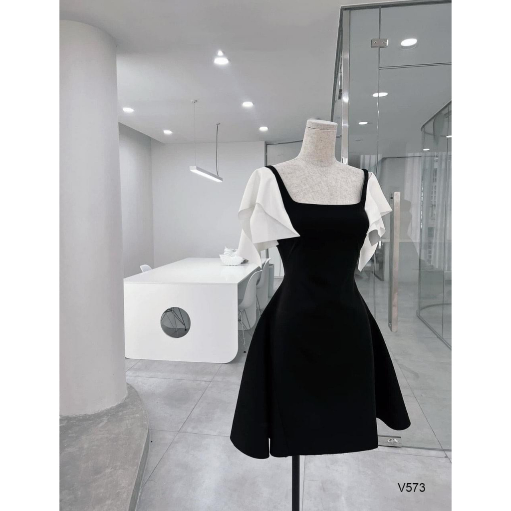 TV066-Đầm cotton lạnh thiết kế tay rũ mềm mại phối màu đen trắng độc đáo-Lady Dress Thanh Boutique