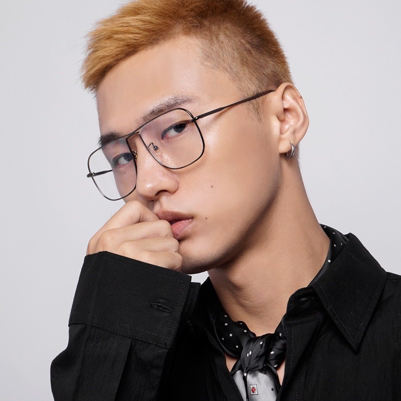 Mắt kính thời trang cho nam và nữ- gọng kim loại cao cấp