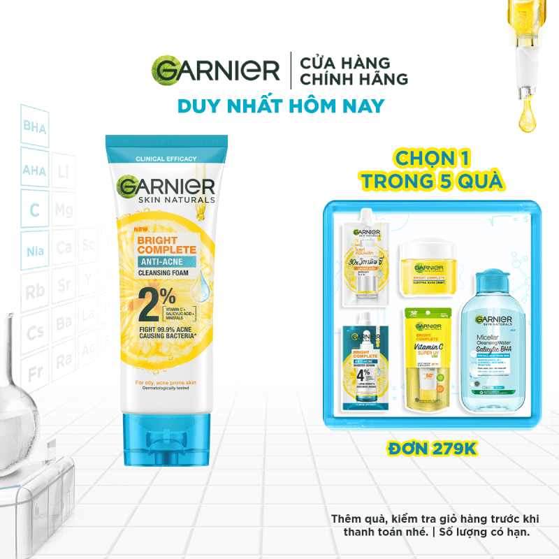 Sữa rửa mặt 3-trong-1 giảm mụn & sáng da Garnier Bright Complete Anti-Acne Foam 100ml