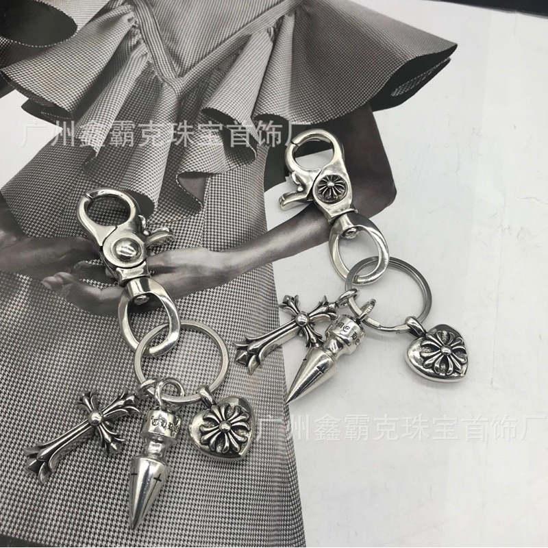 Móc Khoá CHROME HEART Thép Titan CH-224 - Móc Đeo Quần hoạ tiết Thánh Giá Chrome heart Lớn CH/ Chrome heart