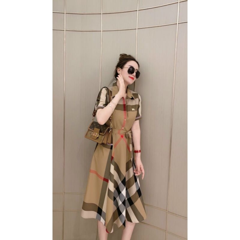 Hàng nhập - Đầm dáng xòe tay ngắn kẻ ô sang trọng, váy xòe cổ sơ mi thắt nơ eo