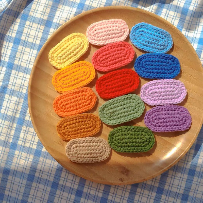 Kẹp tóc màu trơn bằng len handmade