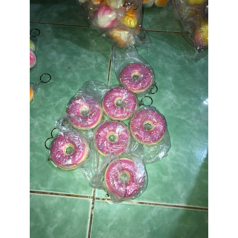 Squishy donut to