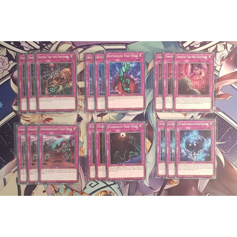 Core thẻ bài Traptrix