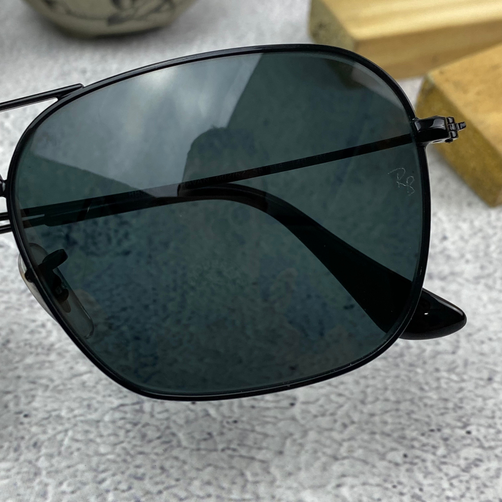 KÍNH RAYBANN CARAVAN TRÒNG ĐEN CỰC NGẦU 98%