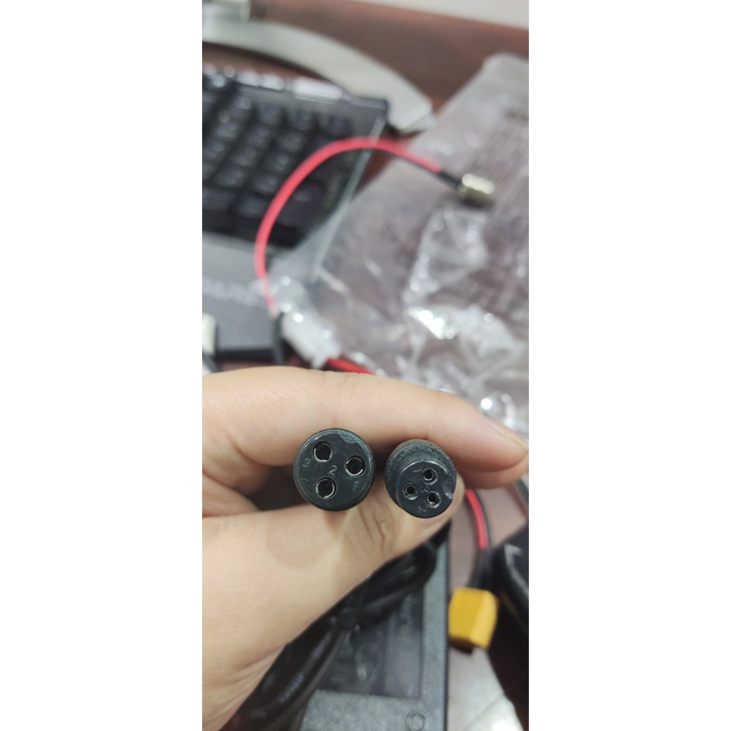 Sạc  Xe Điện Cân Bằng , Sạc xe drift 3 bánh , sạc pin xe cân bằng Giắc tròn 3 chấu , đèn báo đầy