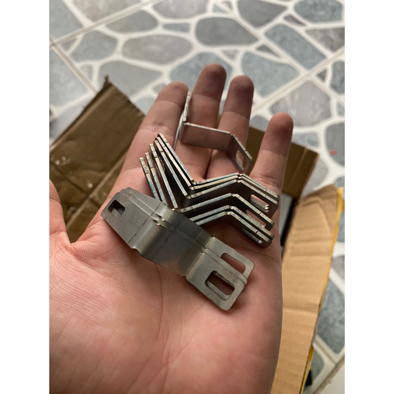 Pat lắp đèn bi cầu mini cho Future Led fi