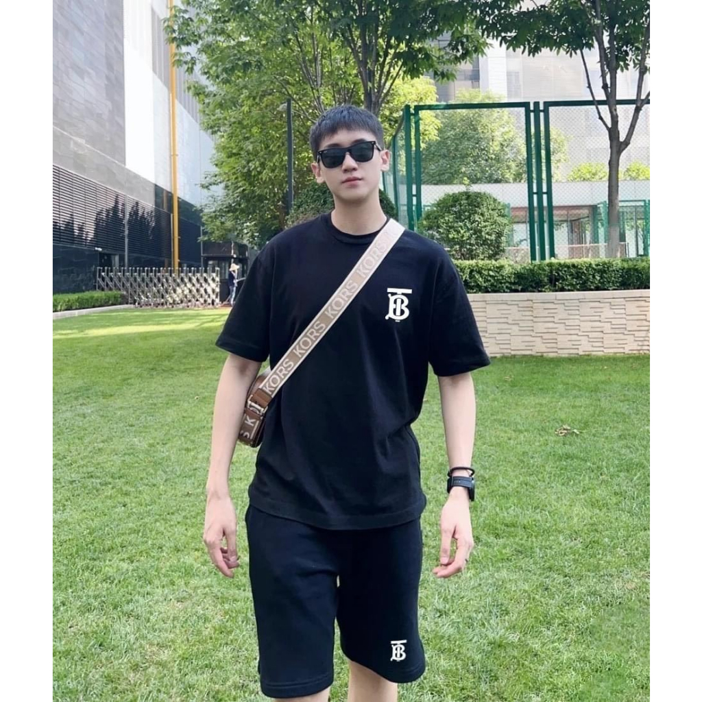Bộ Thể Thao Hè Chữ B Ghạch Chéo Phong Cách Nam Nữ Sành Điệu, Tay Ngắn Lỡ Với Chất Liệu Cotton Mềm Mịn Cao Cấp