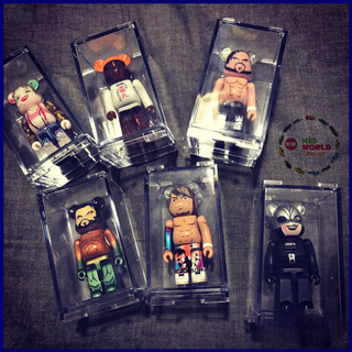 Hộp Mica trưng bày Bearbrick 100%.