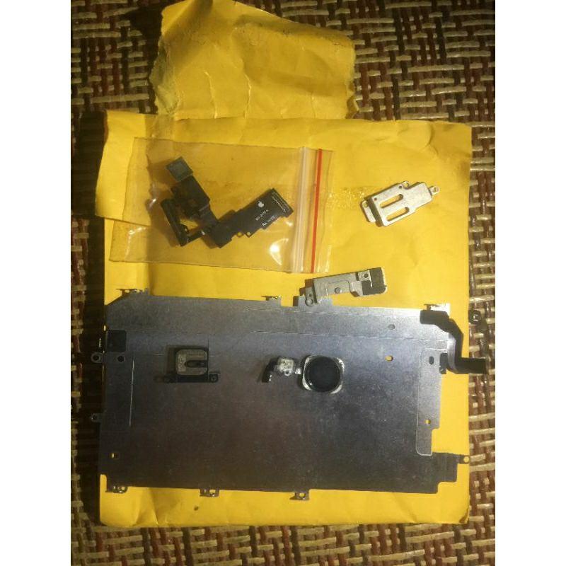 Bộ nẹp và camera trước dành cho iPhone 6 thường tháo máy zin full