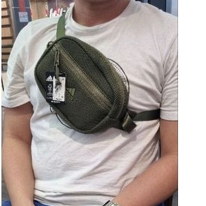 Belt bag Adidas full tag.- Hàng Auth mua tại Mỹ