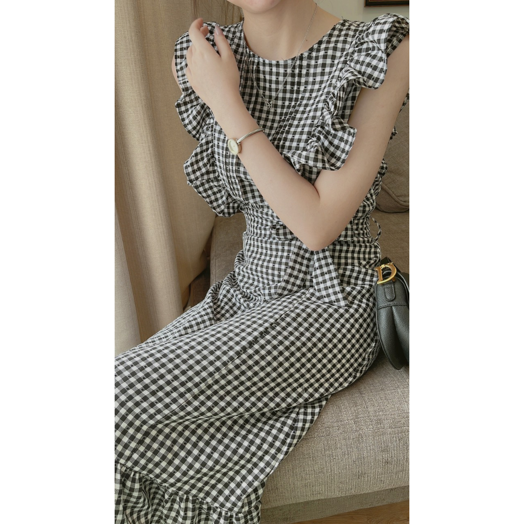 Váy kẻ xuông tay bèo