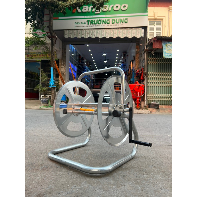 Rulo sắt cuốn dây rửa xe áp lực cao , dây bơm nước và dây điện