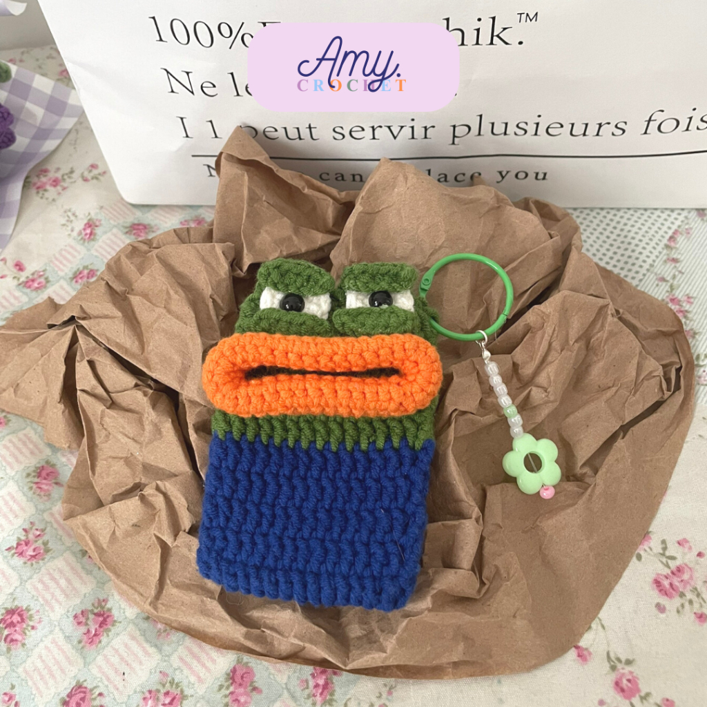 Móc khóa Ếch mắt lồi - Pepe frog đựng smart key bằng len handmade