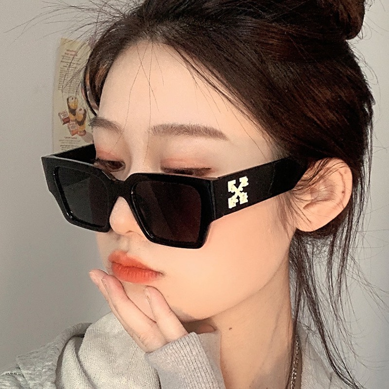 Kính Form vuông Nam Nữ nhỏ xinh 631 Chất liệu nhựa hàn quốc kiểu dáng hot trend