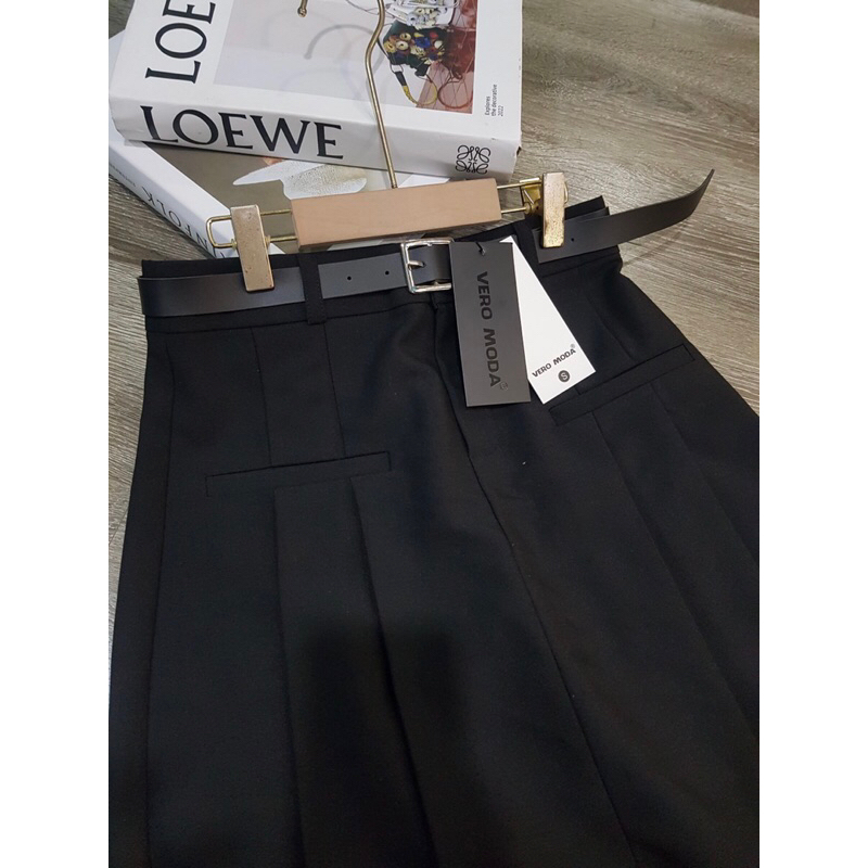 Chân váy midi Vero