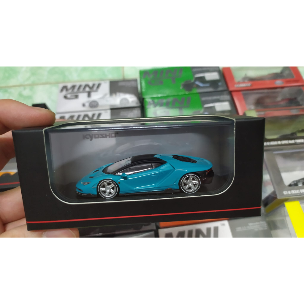 Mô hình ô tô Lamborghini Centenario 1/64