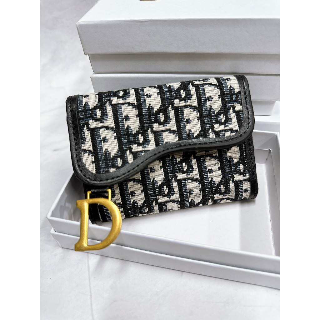 Ví gập Làm Ba Nhỏ Nhắn Họa Tiết Di Or