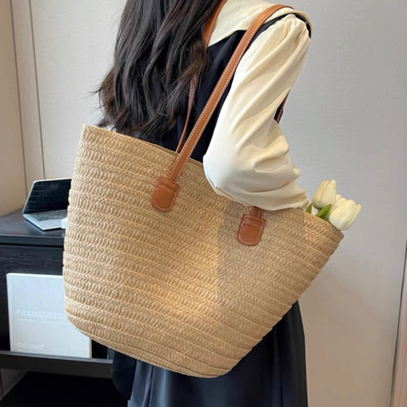 Túi cói đeo vai dây da kiểu dáng hình thang Tiệm Cói Xinh