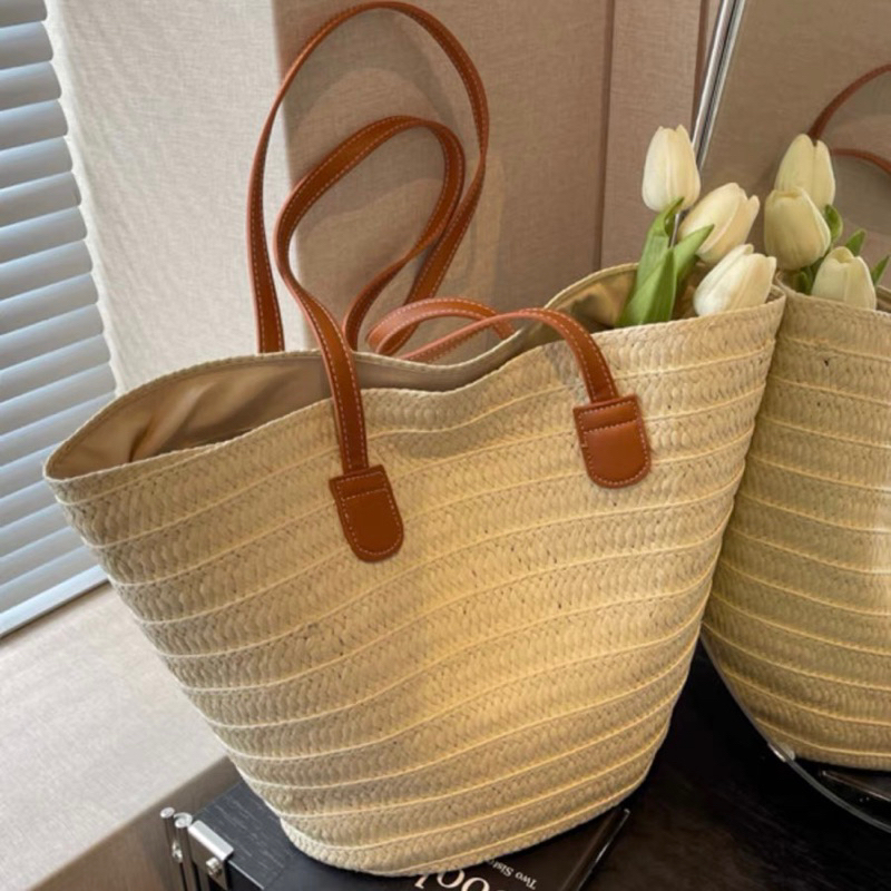 Túi cói đeo vai dây da kiểu dáng hình thang Tiệm Cói Xinh