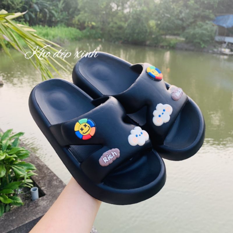 Dép bánh mỳ , Dép quai nang chéo Gắn kèm Sticker
