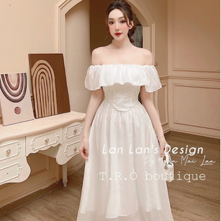 Đầm form dài trễ vai chất voan siêu mịn, tạo vẻ trẻ trung, công chúa, tiểu thư cho các nàng.