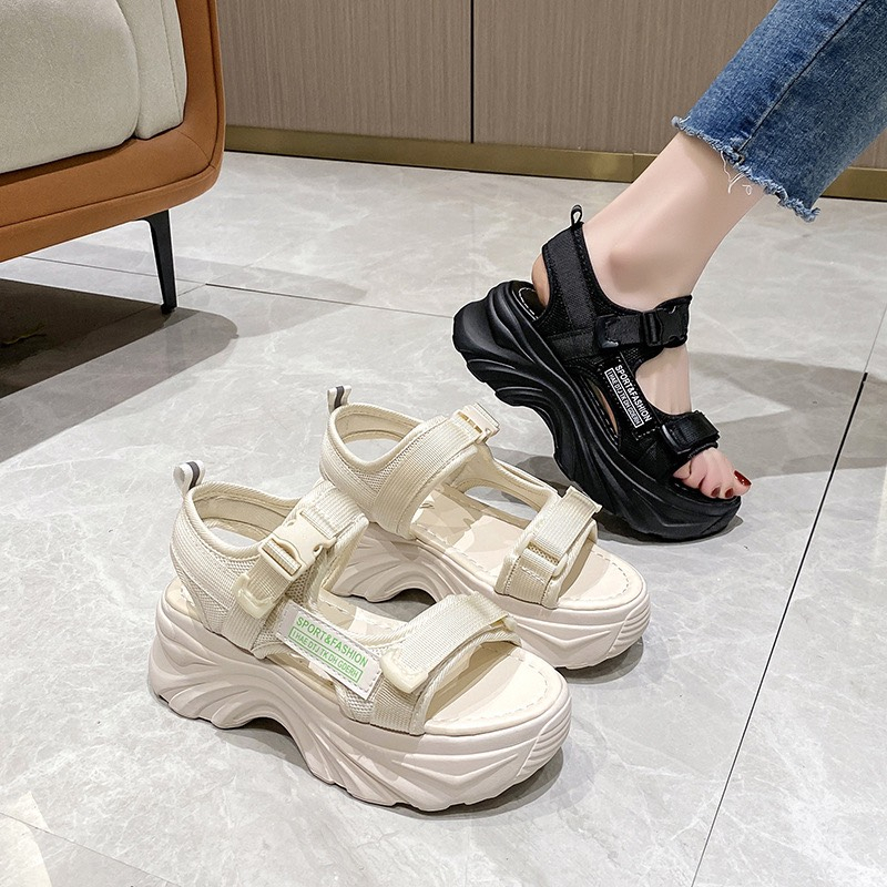 Giày sandal nữ chất vải dù thoáng khí khoá bấm đế 6cm 2 màu kem/đen