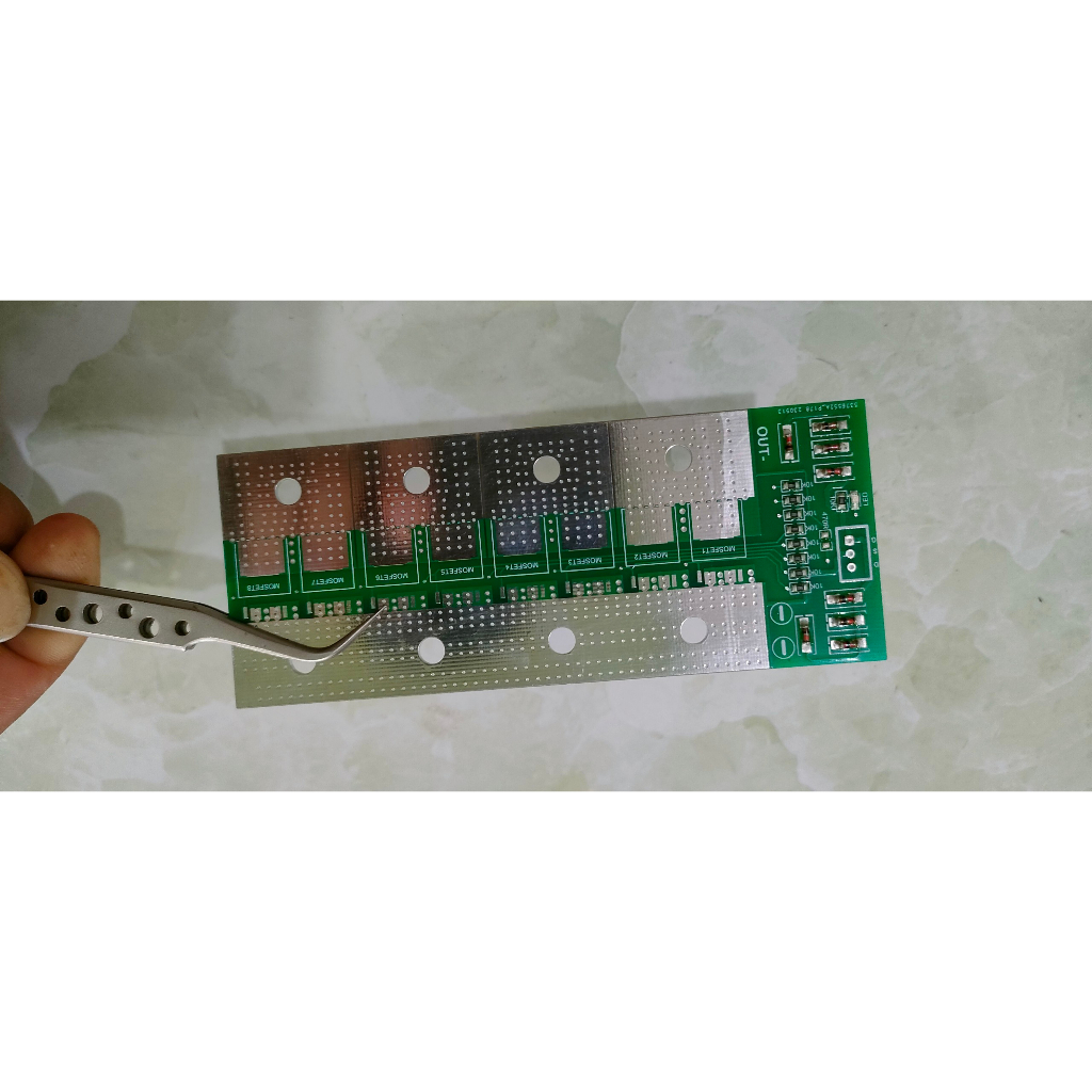 Bo mạch 16 MOSFET  loại 7 chân dùng chế máy hàn cell siêu tụ đã hàn linh kiện.