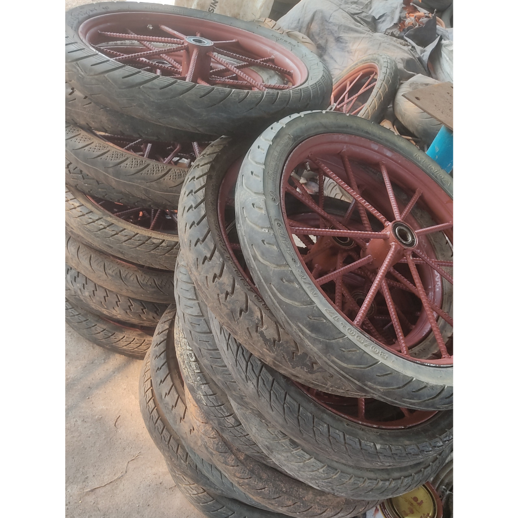 Bánh xe ba gác, bánh xe cải tiến, bánh Xe lôi, bánh xe thồ, bánh xe bò, 14 nan hoặc 18 nan x 1.1m pi28 Dùng Bi 6205