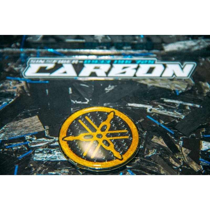 Logo Dán YAMAHA Vàng Đúc Sợi CarbonFiber Cao Cấp