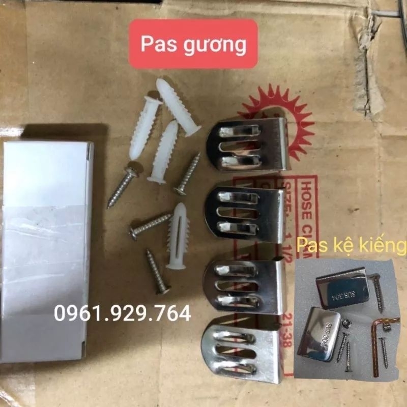 Bộ gương soi vuông bo 4 cạnh và kệ kiếng treo tường kèm phụ kiện Inox 304