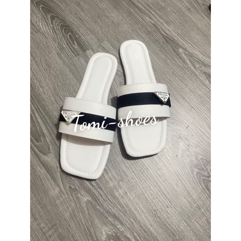 Dép bệt nữ quai ngang phối màu kèm khuy siêu xinh có size lớn từ 35 đến 45 - TOMISHOES