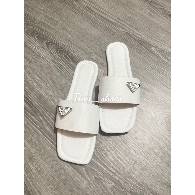 Dép  trơn đính  khuy cute bigsize 35-45