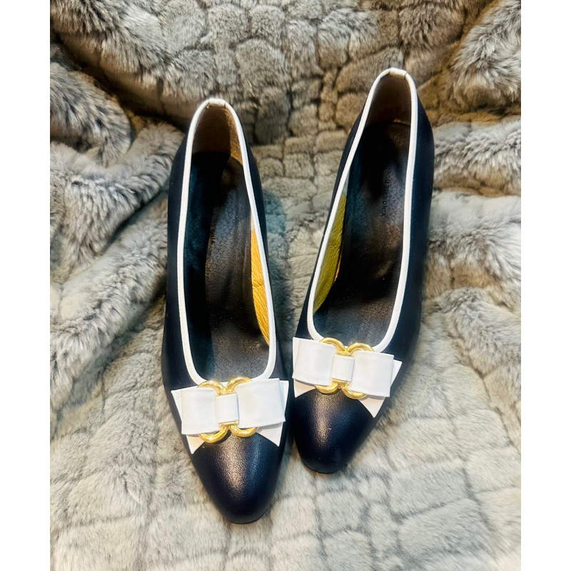 Giày nữ 2hand size 35.5 màu xanh đen