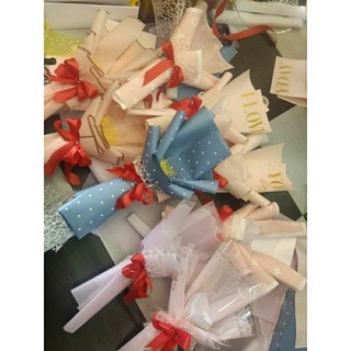 cốt hoa cắm được 1-3 bông