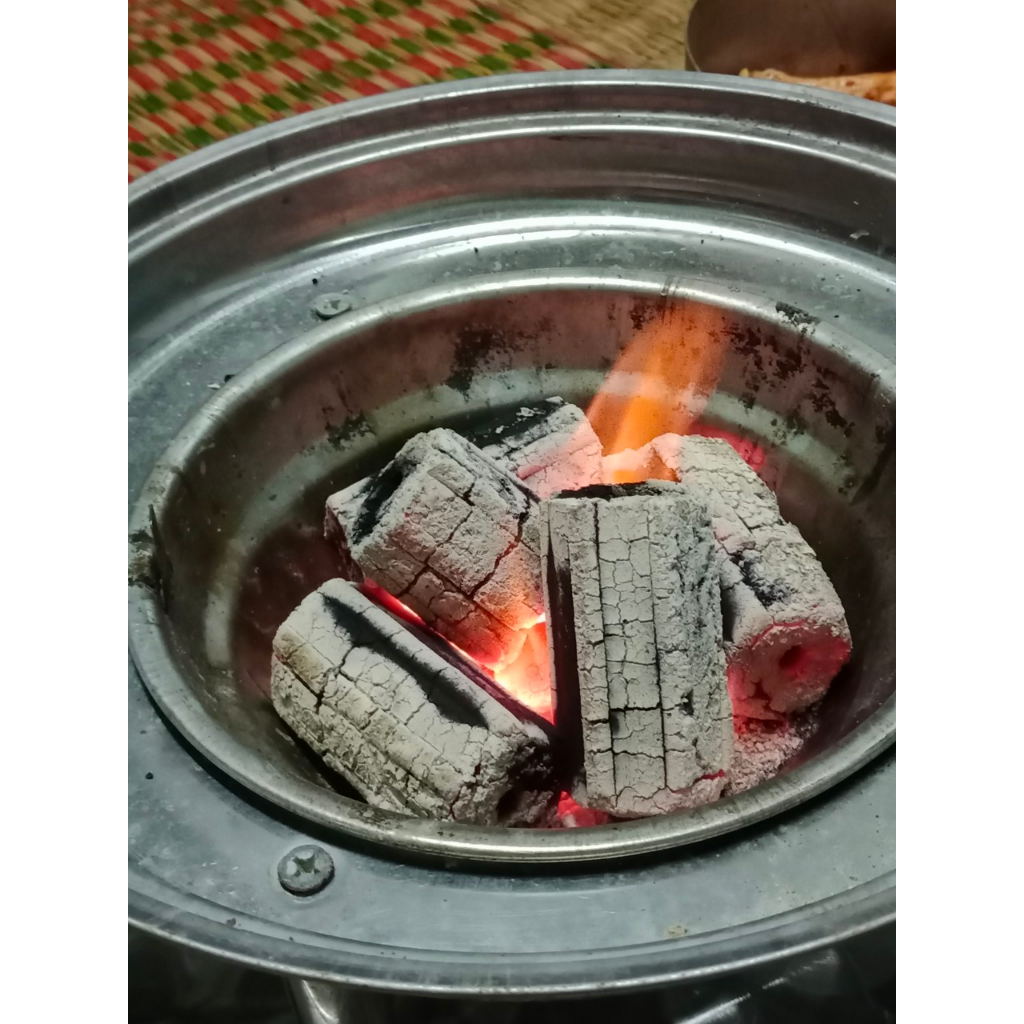 Than Sạch không khói từ gáo dừa thích hợp cho bữa tiệc BBQ 1kg