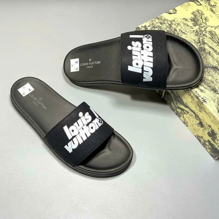 Dép Nam LV Quai Ngang Màu Đen Kẻ Ô Vuông Đế Đúc Cao Su Non Đi Êm Chân Kiểu Dáng Thời Trang Năng Động