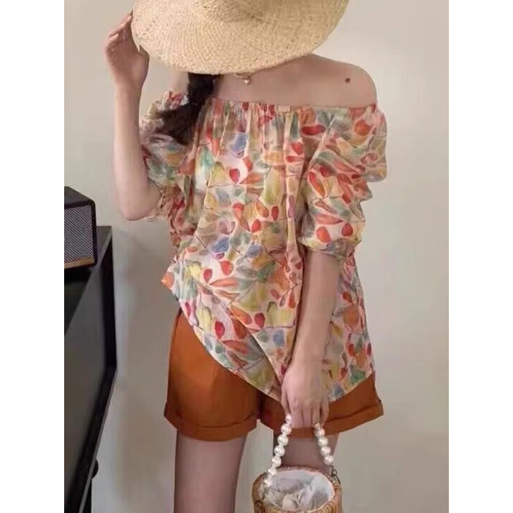 Áo sơ mi hoa trễ vai bo chun bèo ngang tay dài