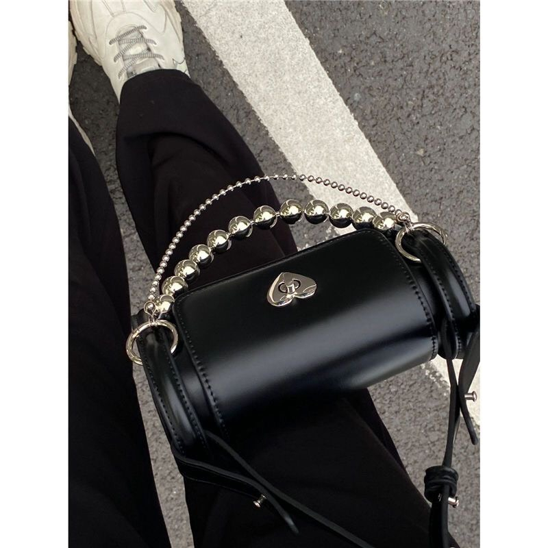 Túi Xách Nữ Thời Trang Thiết Kế Phá Cách, Khuy Cài Trái Tim Thời Thượng