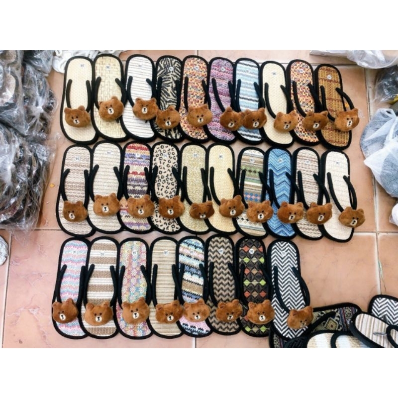 DÉP BỌC GIẢ CHIẾU QUAI KẸP GẮN THÚ ĐẦU GẤU BROWN SIÊU HOT MẪU MỚI FULL SIZE NỮ 36 - 39