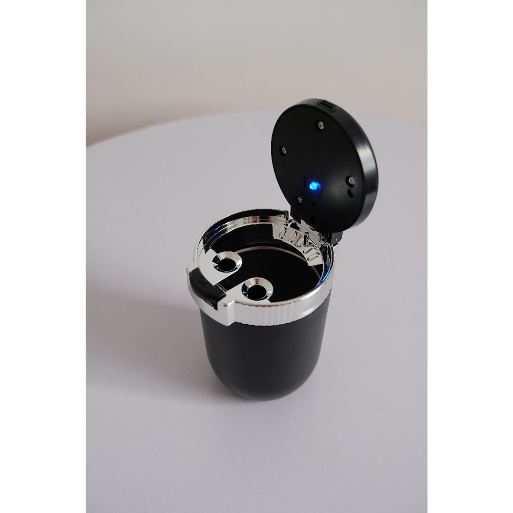 Gạt tàn thuốc lá trên xe hơi Ô tô - Gạt tàn chống khói, chống tro bụ bám trên xe  - gạt tàn khử mùi tiện lợi trên xe hơi