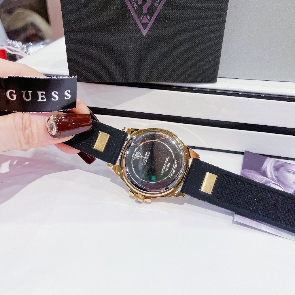 Đồng hồ nữ Guess W1160L1 Gold-Tone And Black Watch 38mm, Dây cao su, Authentic, fullbox, Luxury diamond watch
