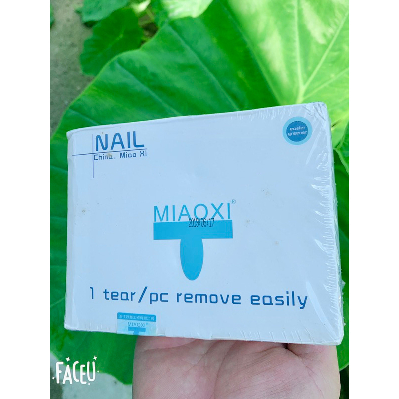 Giấy ủ phá gel hộp 200 miếng thanh lý