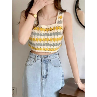 Áo len móc 2 dây bản to dáng croptop phối màu ghi vàng